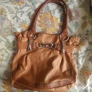 B. Makowsky handbag